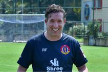 Isl 2020 21 Master Of World Derbies Robbie Fowler Now Has Kolkata In His Sight
