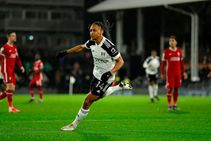 Premier League Fulham 1 1 Liverpool Salah Strikes But Champions Miss Chance To Go Top