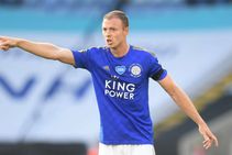 Northern Ireland Defender Jonny Evans Extends Leicester City Contract 
