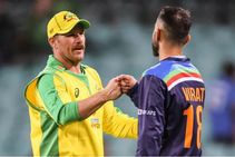 India Vs Australia 3rd Odi Toss Report And Playing Xi Details