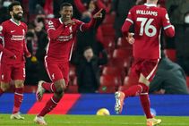 Liverpool 4 0 Wolves Reds Celebrate Fans Anfield Return Emphatic Victory