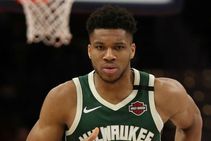 Giannis Antetokounmpo Milwaukee Bucks Budenholzer Middleton Nba