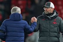 Premier League Data Dive Jurgen Klopp Better Jose Mourinho Theo Walcott Haunts Arsenal