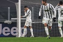 Pirlo Consoles Ronaldo After Penalty Miss Means Juventus Draw Again