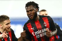 Milan Beat Sampdoria Kessie Castillejo Goals Five Points Clear In Serie A