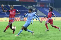 Isl 2020 21 Mumbai City Vs Jamshedpur Fc Profligate Mumbai Fail To Crack Open 10 Man Jamshedpur