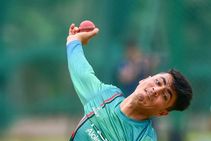 Bbl 2020 21 Brisbane Heat Spinner Mujeeb Ur Rahman Tests Positive For Covid 