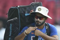 India Vs Australia Ricky Ponting Bats For The Inclusion Of Rishabh Pant In 11 For Boxing Day Test