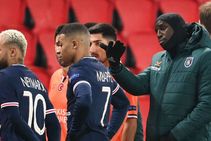 Psg V Istanbul Basaksehir Called Off Following Allegations Of Racism Champions League Resumption Wednesday
