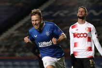 Europa League Report Rangers Standard Liege Scott Arfield Sends Steven Gerrard Side Through