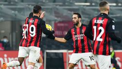 Milan 2 2 Parma Hernandez Brace Keeps Serie A Leaders Unbeaten Record Intact