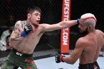 Ufc 256 Results Figueiredo Moreno Draw In Fight Of The Year Contender Oliveira Bests Ferguson