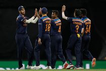 India Vs Australia 3rd T20i Washington Sundar Traps Aaron Finch And Steve Smith In His Spin Web