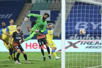 Isl 2020 21 Kerala Blasters Fc Vs Fc Goa 10 Men Goa Hold On For A Point Against Kerala