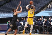 Nba Wrap Lebron Davis Lead Lakers As Clippers Fall To Spurs