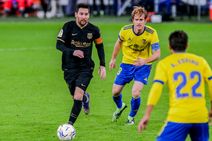 Lionel Messi Contract Worth Up To 555 Million Euros Report