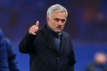 Liverpool Can Still Win Premier League Tottenham Manager Jose Mourinho Jurgen Klopp