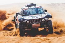 Dakar 2021 Sainz Wins Stage Six Peterhansel Leads