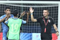 Isl 2020 21 Lobera Re Enacting Dominance With Visionary Mumbai City