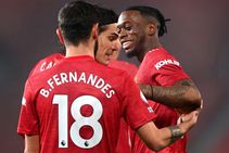 Manchester United 9 0 Southampton Red Devils Obliterate Nine Man Saints