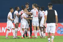 Isl 2020 21 Mumbai City Fc Vs Bengaluru Fc Chhetri Cleiton Star As Bfc Sting Mcfc With Monday Blu