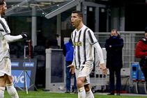 Inter 1 2 Juventus Ronaldo At The Double To Give Juve Coppa Edge