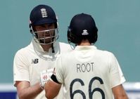 India Vs England 1st Test Joe Root Dom Sibley Resist India In The Second Session