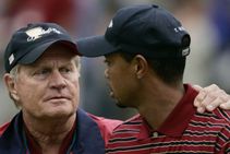 Tiger Woods Car Crash Golf Star In Hospital Jack Nicklaus Reaction