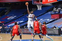 Embiid Returns To Snap 76ers Losing Streak Lillard Scorches For The Blazers