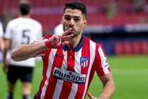 Diego Simeone Luis Suarez Goalscoring Gift Chelsea