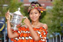 Australian Open Serena Williams Chasing Margaret Court But Naomi Osaka Barty Chase Slam Titles