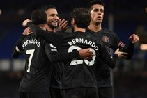 Everton 1 3 Manchester City Riyad Mahrez Stunner 10 Points Clear