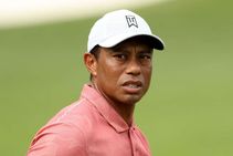 Tiger Woods Car Crash In Hospital Golf Stars Lindsey Vonn Magic Johnson Pray For Golf Great