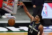 Giannis Antetokounmpo Milwaukee Bucks Lebron James Lakers Warriors Nba