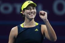 Muguruza Ends Sabalenkas Reign As Azarenka Kvitova Progress In Qatar Open