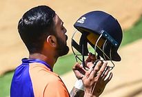 Kl Rahul Under Fire After 1 0 0 In T20is Batting Coach Vikram Rathour Gives This Assessment