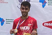 Indian Shuttlers Varun Malvika Clinch Gold Medals At The 2021 Uganda International