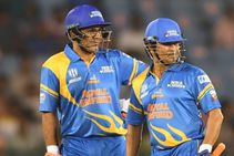 Road Safety World Series 2021 Virender Sehwag S Ruthless 35 Ball 80 Guides India Legends To Big Win