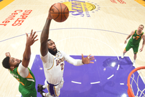 Lakers Topple Ladder Leaders Jazz Tatum Stars In Curry Shootout