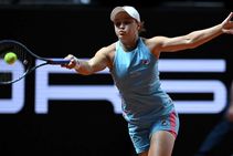 Ash Barty Eases Through Stuttgart Open Debut Petra Kvitova Recovers From Blip