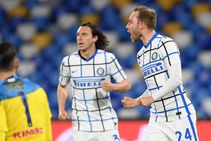 Napoli Inter Match Report Christian Eriksen Secures Point After Samir Handanovic Own Goal Serie A