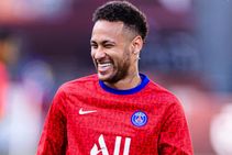 Rumour Has It Neymar Flirting Barcelona Return Messi Reunion