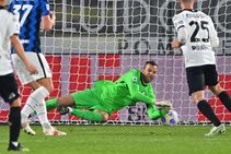 Spezia Inter Serie A Leaders 10 Points Clear