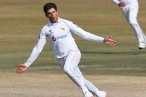 Pakistan Dominate Zimbabwe Day One First Test