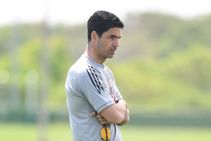 Arteta Urges Arsenal Players To Ignore Takeover Talk And Embrace Europa League Challenge
