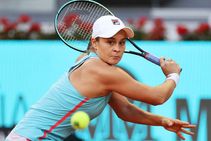 Barty Continues Red Hot Clay Streak With Victory Over Swiatek