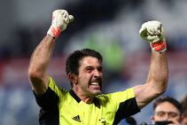 Buffon Future Former Juventus Goalkeeper No Rush For Decision