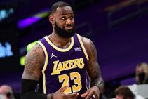 Lakers Declare Lebron Good To Go Warriors Play In Game
