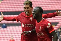 Liverpool 2 0 Crystal Palace Mane Strikes Twice To Take Reds Into Champions League