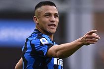 Inter 5 1 Sampdoria Sanchez Double Secures Club Record Win For Serie A Champions